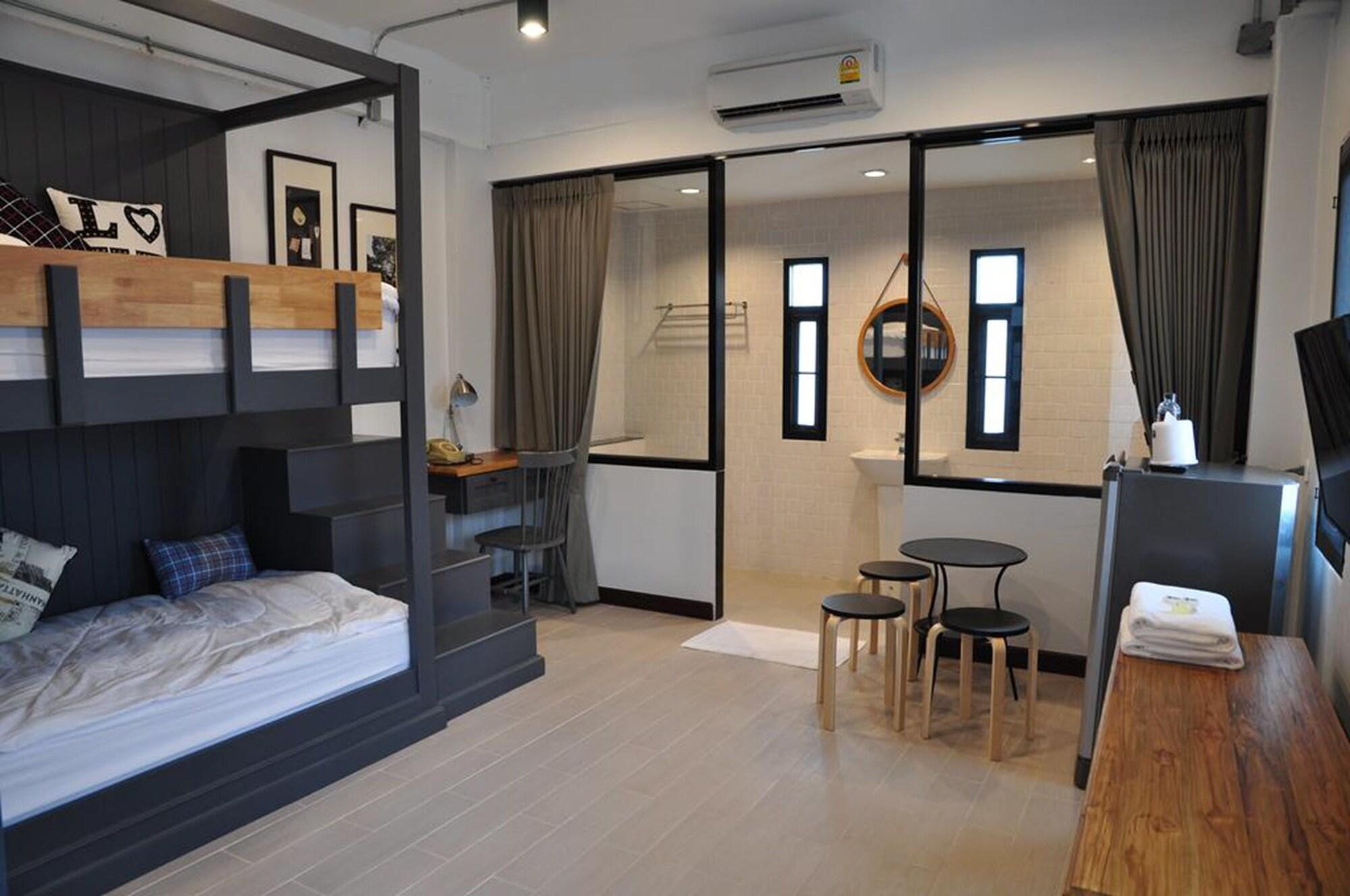 C Room @ Airport By Choktawee Chiang Mai Extérieur photo