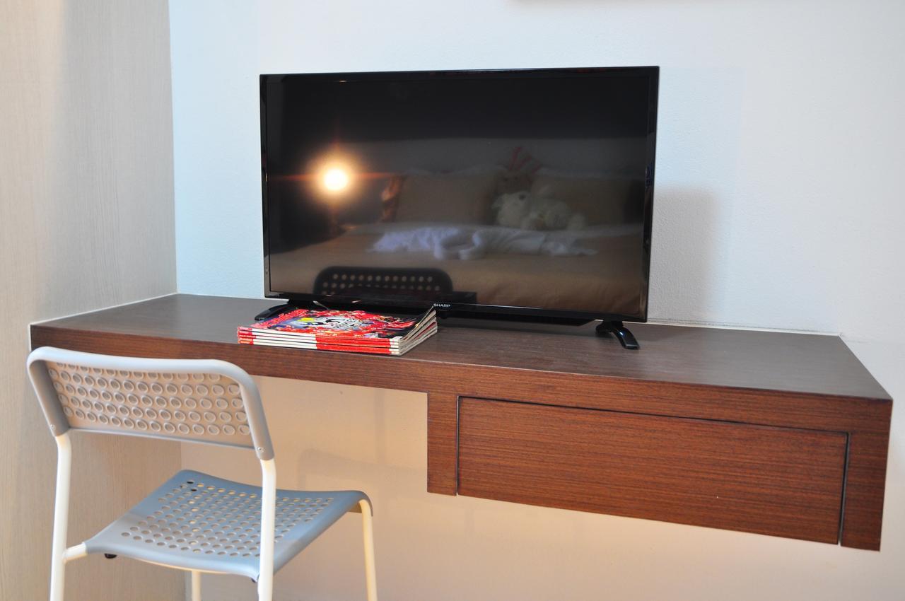 C Room @ Airport By Choktawee Chiang Mai Extérieur photo